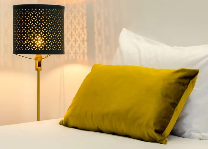 Avenue Marques - Luxury