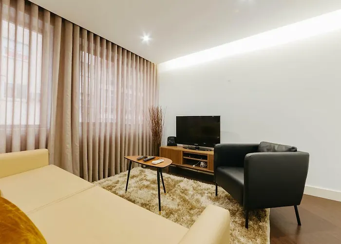 Avenue Marques - Luxury